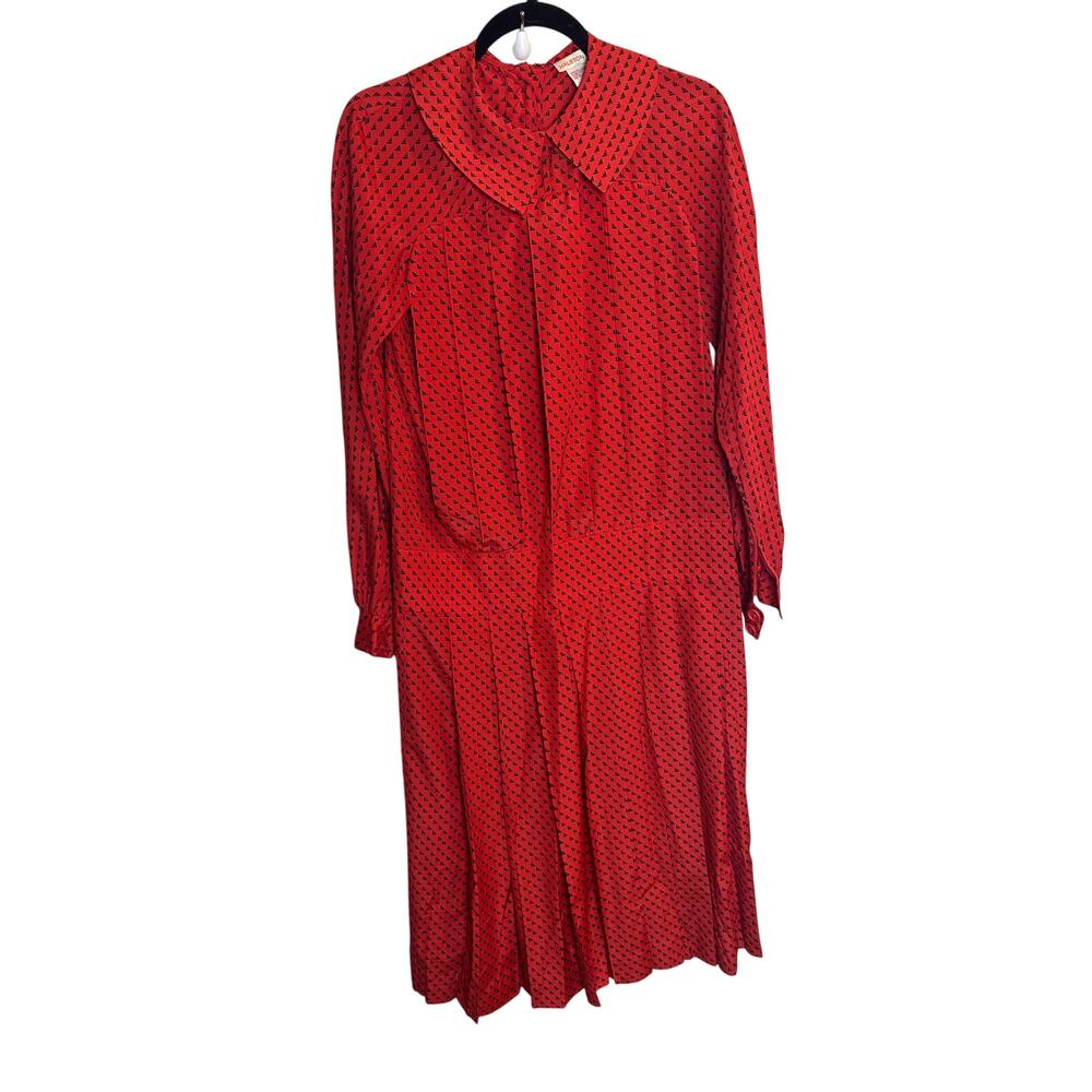 Halston III Vintage Red Pleated Dress 18 inch waist Approximate Size Medium